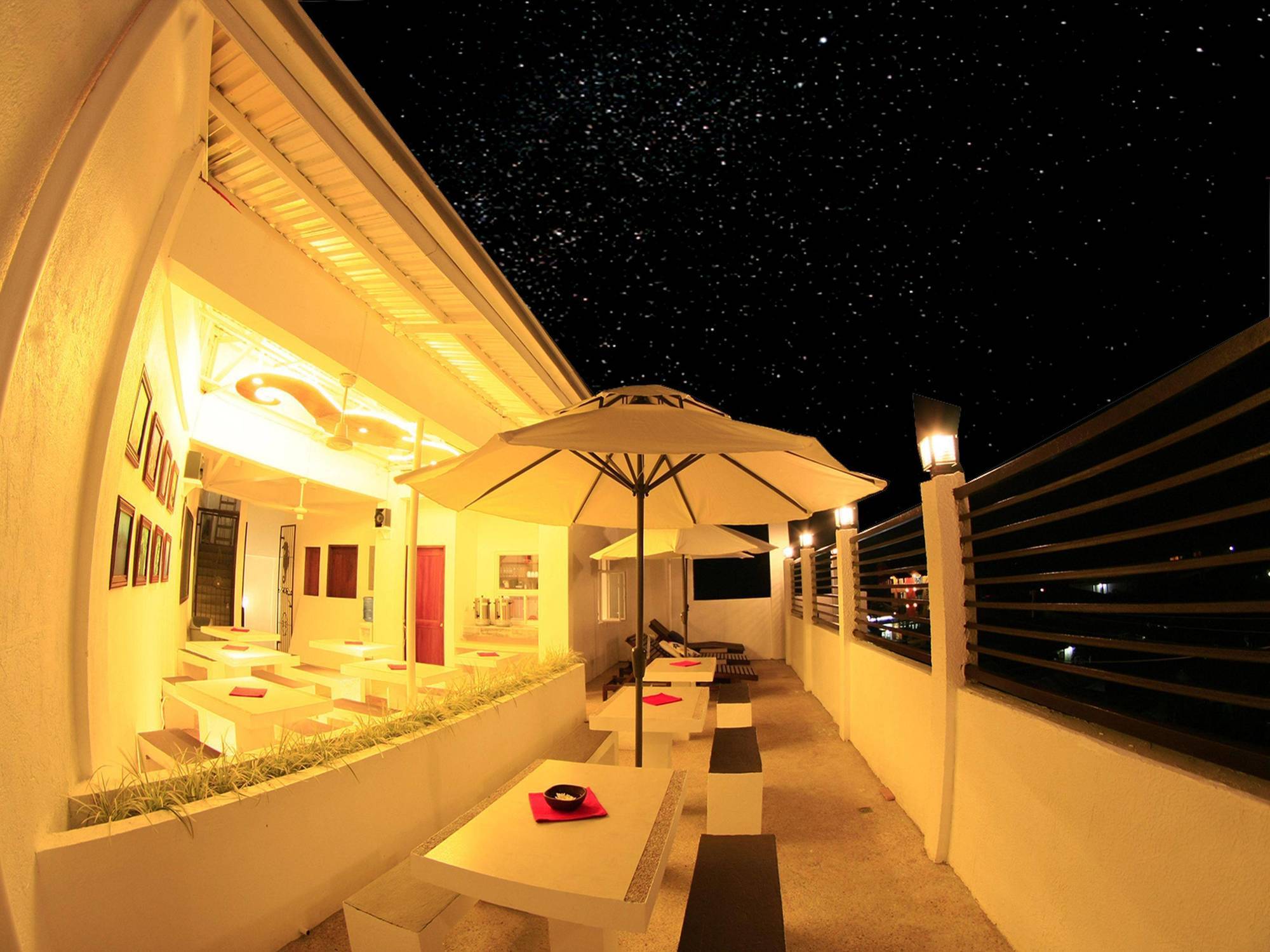 Sea Horse Guest House Корон Экстерьер фото